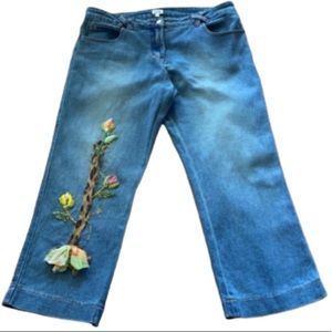 Cache embroidered floral animal Capri denim jeans